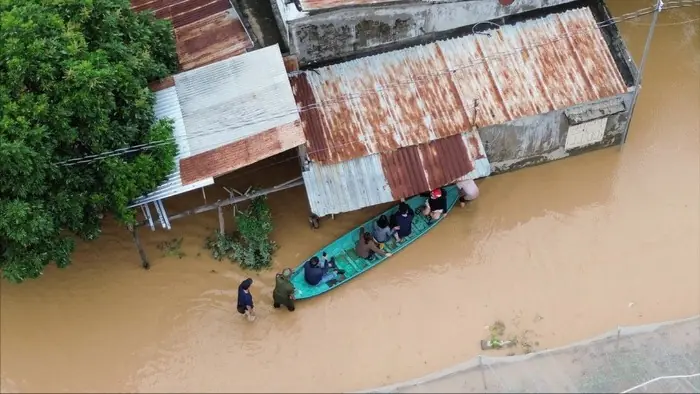 Bộ Công an cảnh báo về tin giả liên quan đến mưa lũ miền Trung